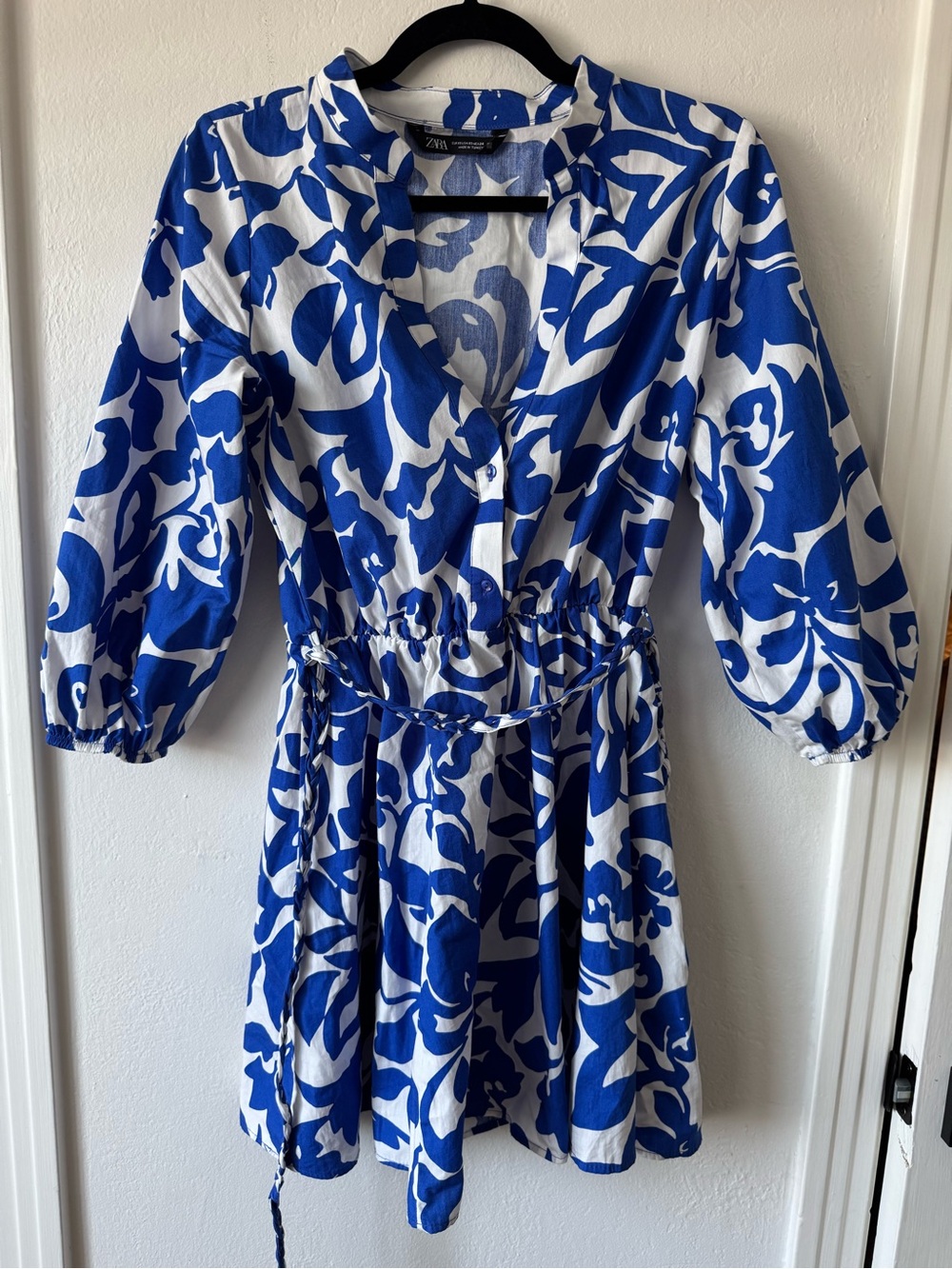 Zara Royal Blue and White Floral Blouse XS